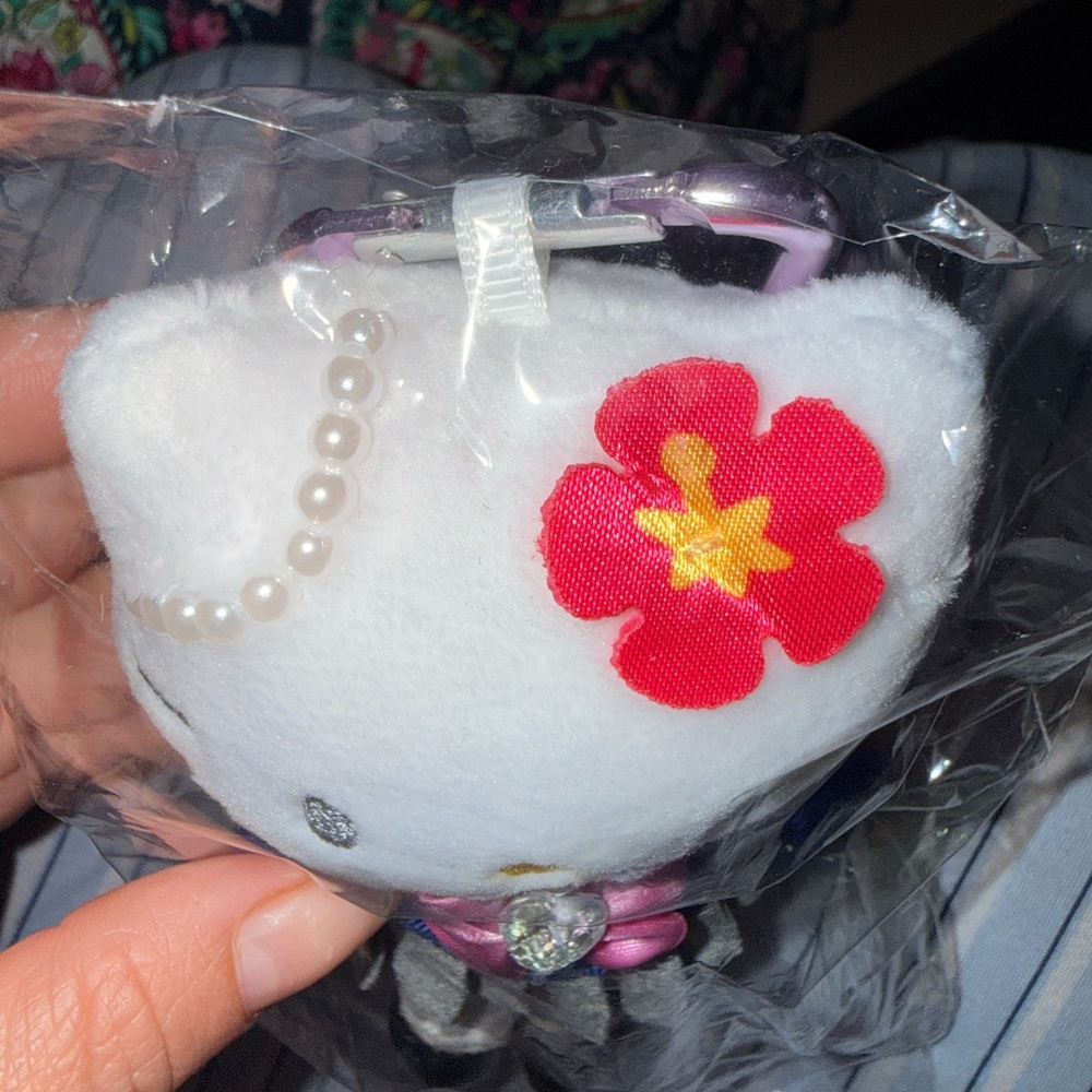 Hello Kitty White Plush Keychain Tokyo Japan schoolgirl nwt